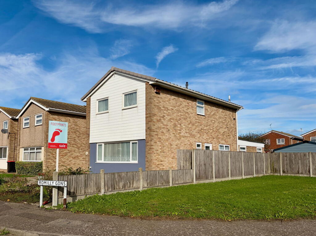 3 bedroom detached house for sale in Romilly Gardens, Ramsgate, CT12 ...