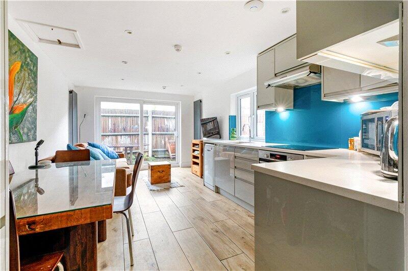 Henshaw Street, London, SE17 photo 2