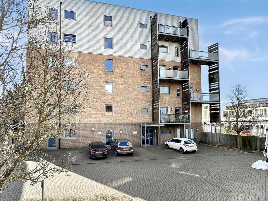 Main image of property: Rustat Avenue, Cambridge