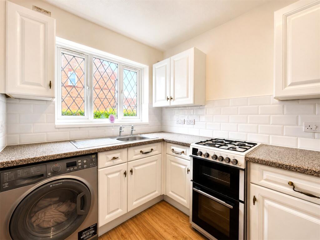 Winchester Way, Sleaford, Lincolnshire, NG34 - View 5