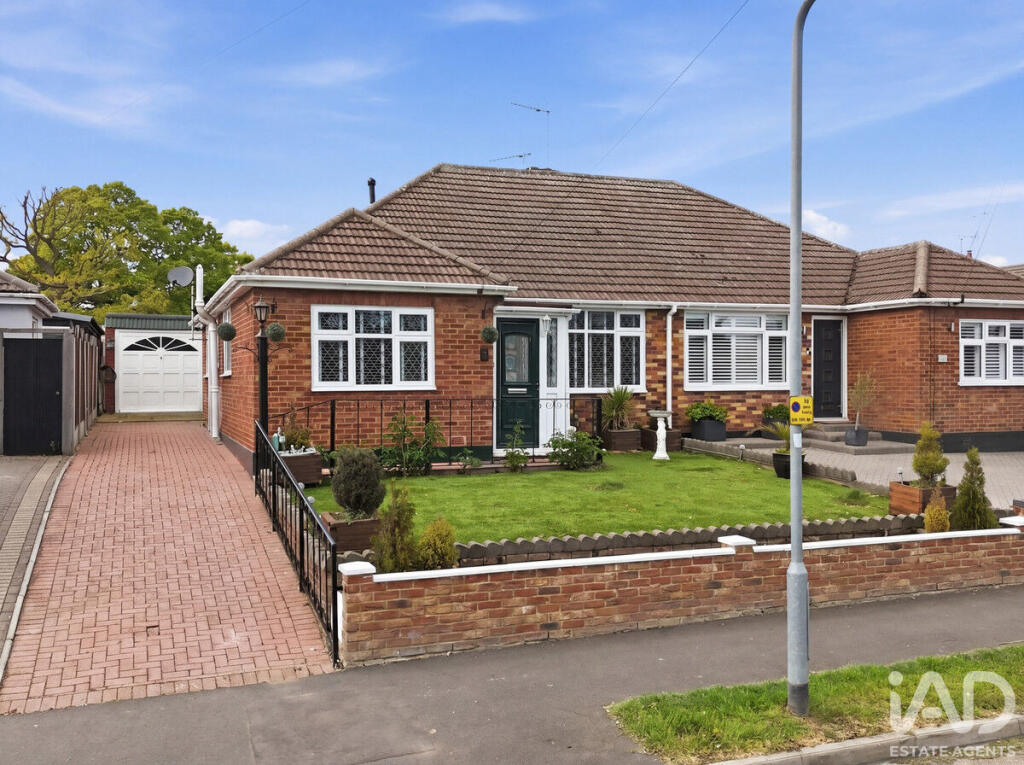 Main image of property: Macmurdo Road, Leigh-on-sea, SS9