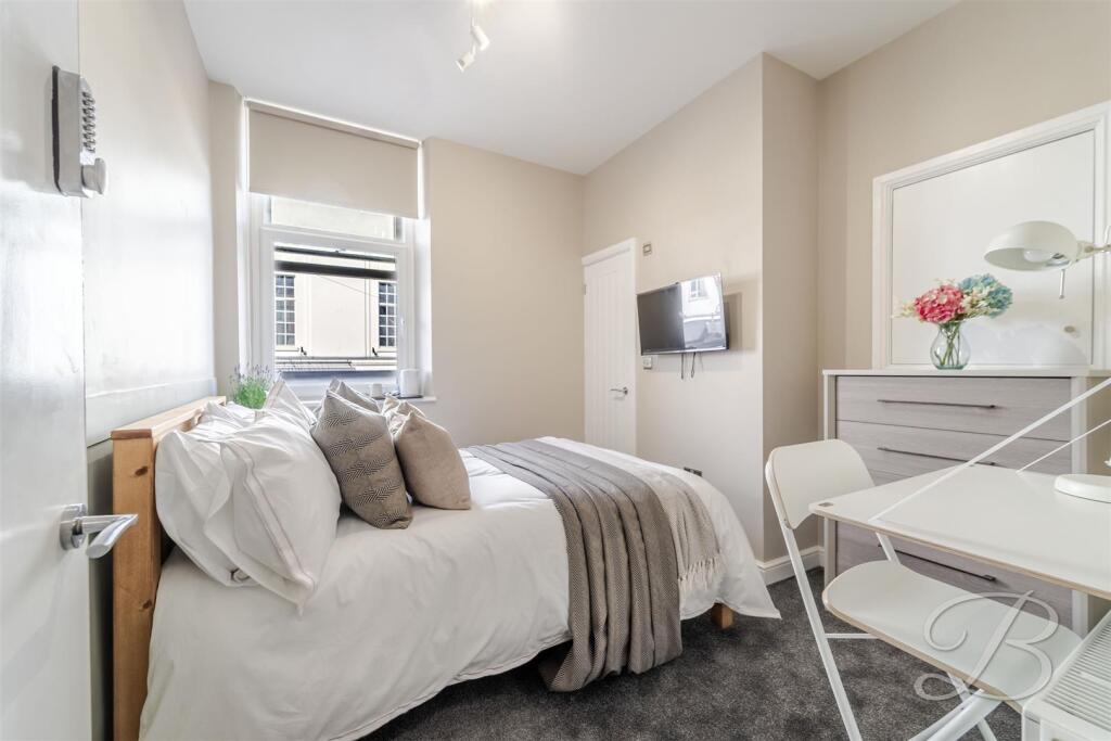 Main image of property: West Gate, Mansfield