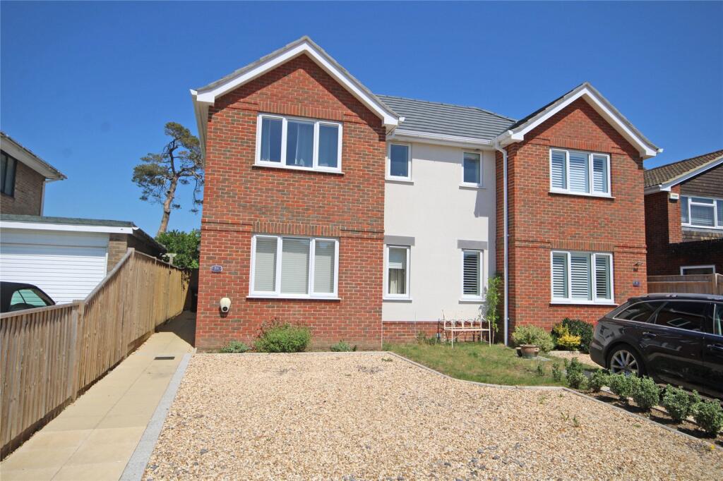 Andrew Lane, New Milton, Hampshire, BH25