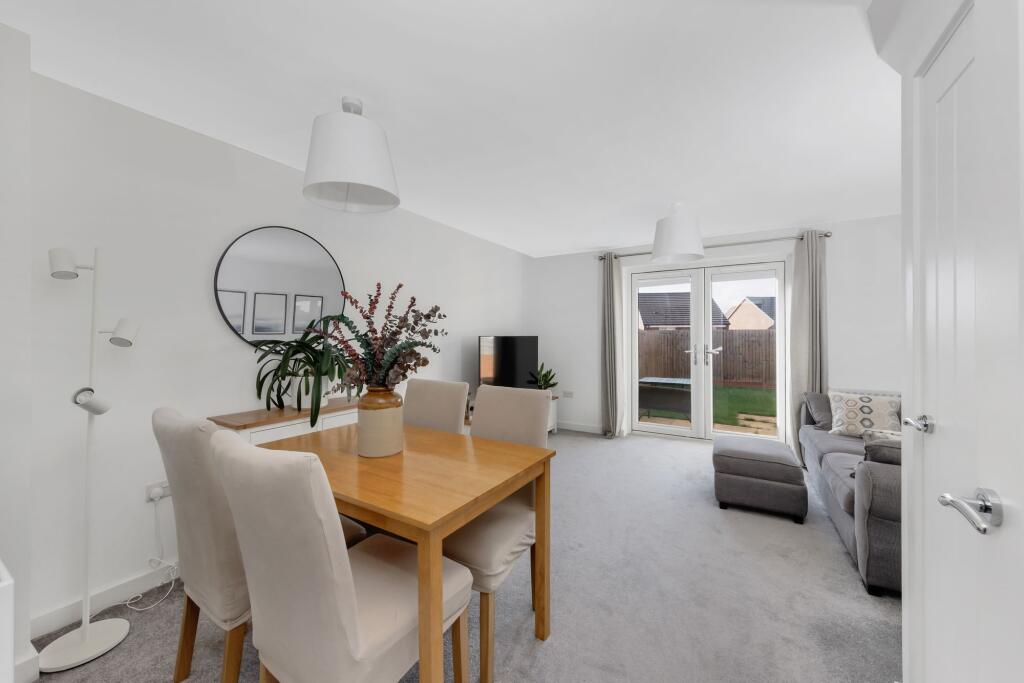 House in Warwick - View 5