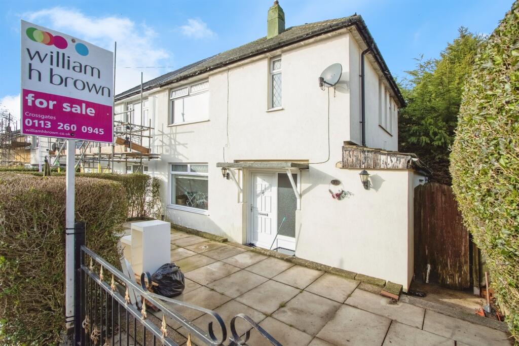 Main image of property: Brooklands Lane, Leeds