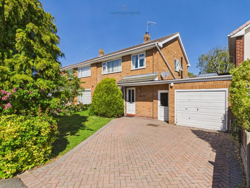 3-bed semi-detached on Rushton Drive, Upton, CH2, £385,000