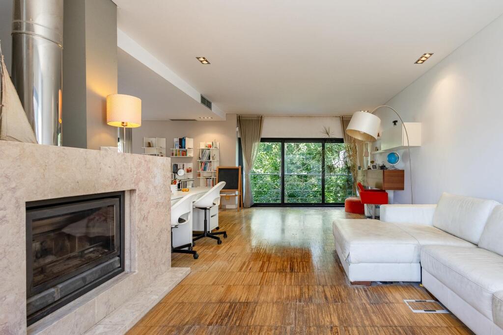 Main image of property: Lisbon, Lisbon