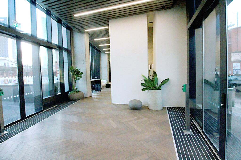 Apartment in Manchester - View 2