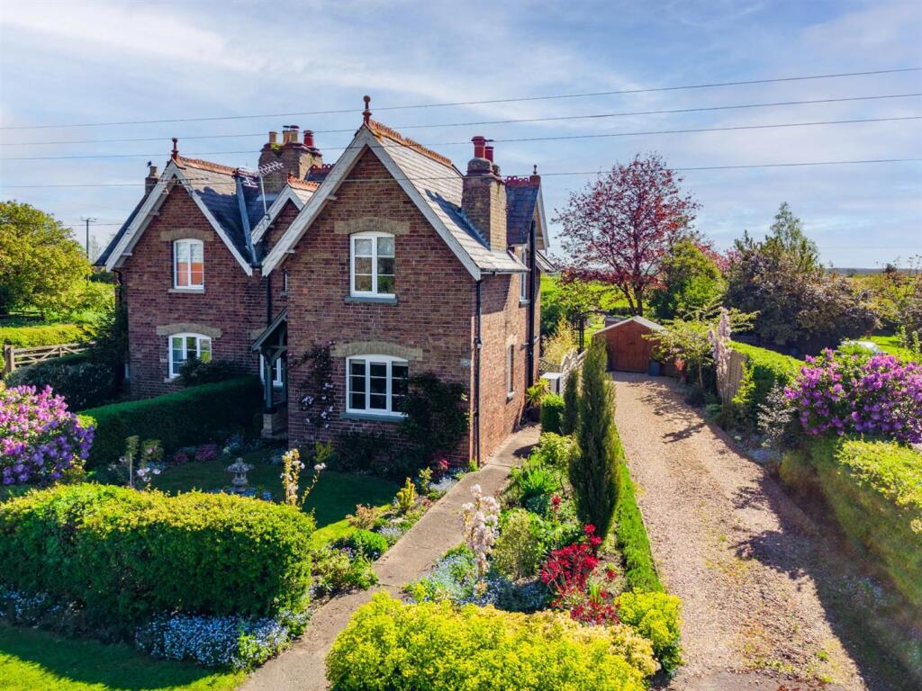 Main image of property: Main Street, Normanton