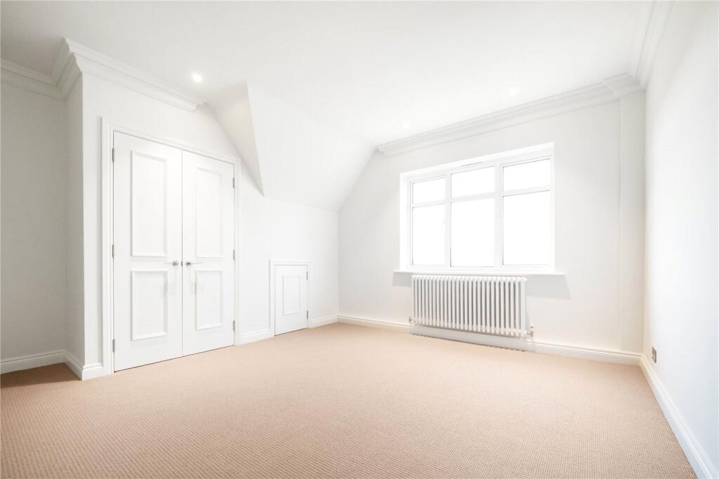 Apartment in London - View 5