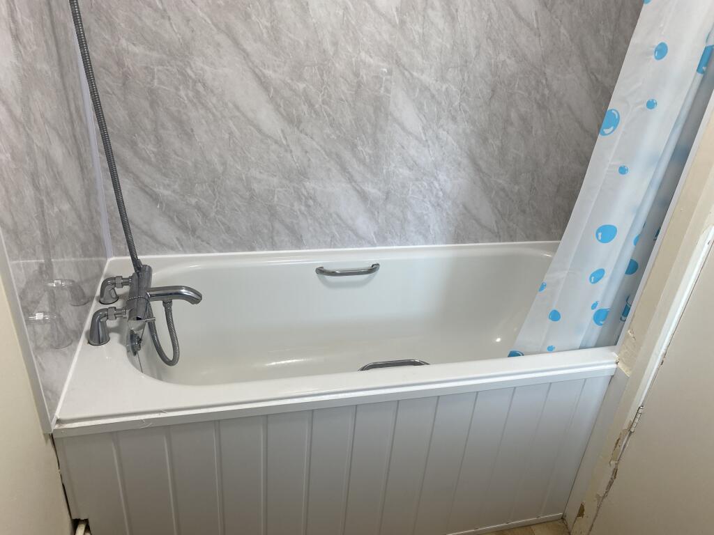 Additional image 5 of 61 Wellington Flats, Salthouse Lane, Yeovil, Somerset BA20 1TY