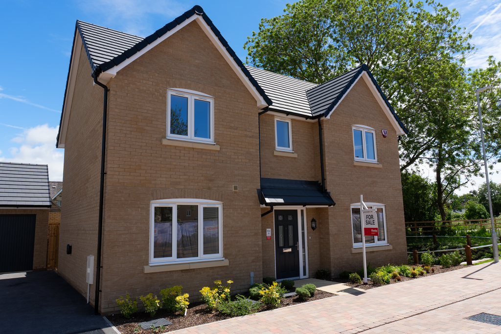 Main image of property: Goodwin Drive,
Arlesey,
Bedfordshire,
SG15 6AP