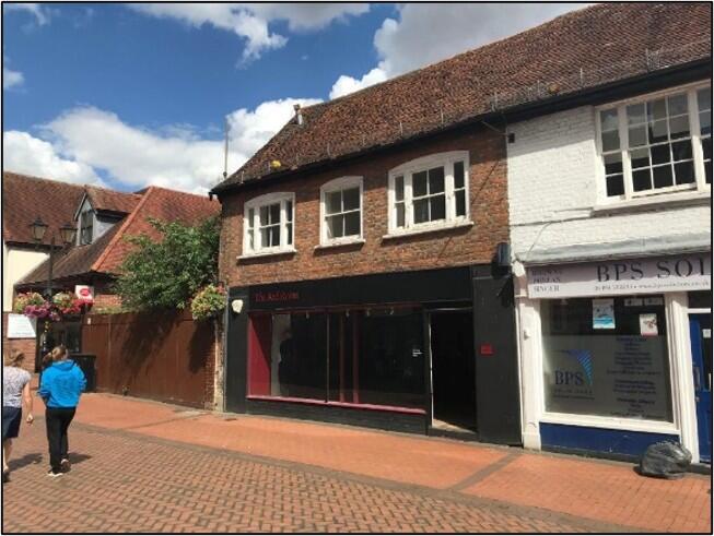 Main image of property: 87 High Street, Chesham, Buckinghamshire HP5 1DE