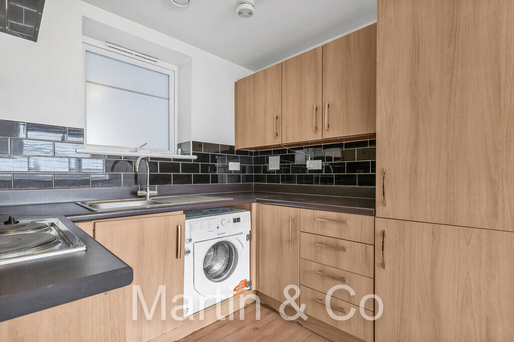 Apartment in London - View 4