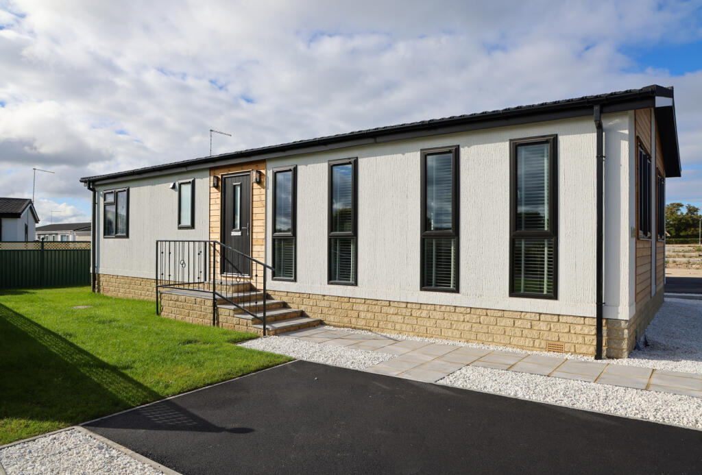 House in Swindon - View 3