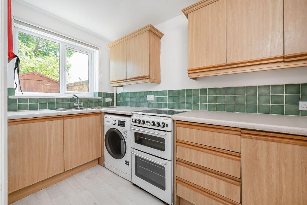 Apartment in London - View 4