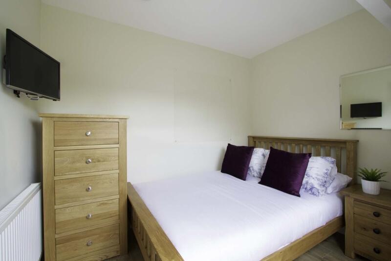 6 bedroom terraced house for rent