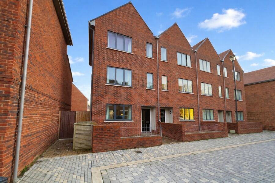 Main image of property: Woking, Surrey, GU21