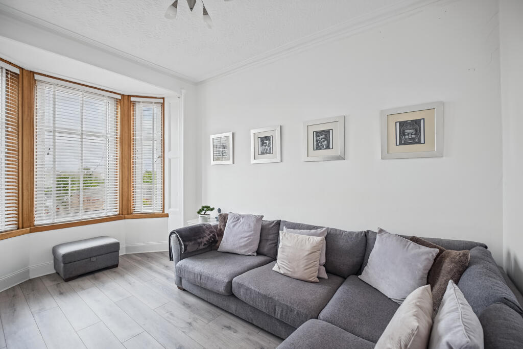 Apartment in Glasgow - View 3