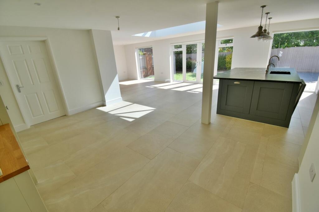 House in Ferndown, The Camelias - View 3