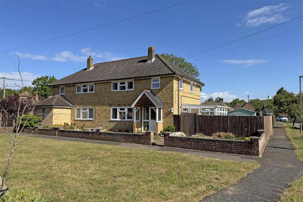 Main image of property: Elstead