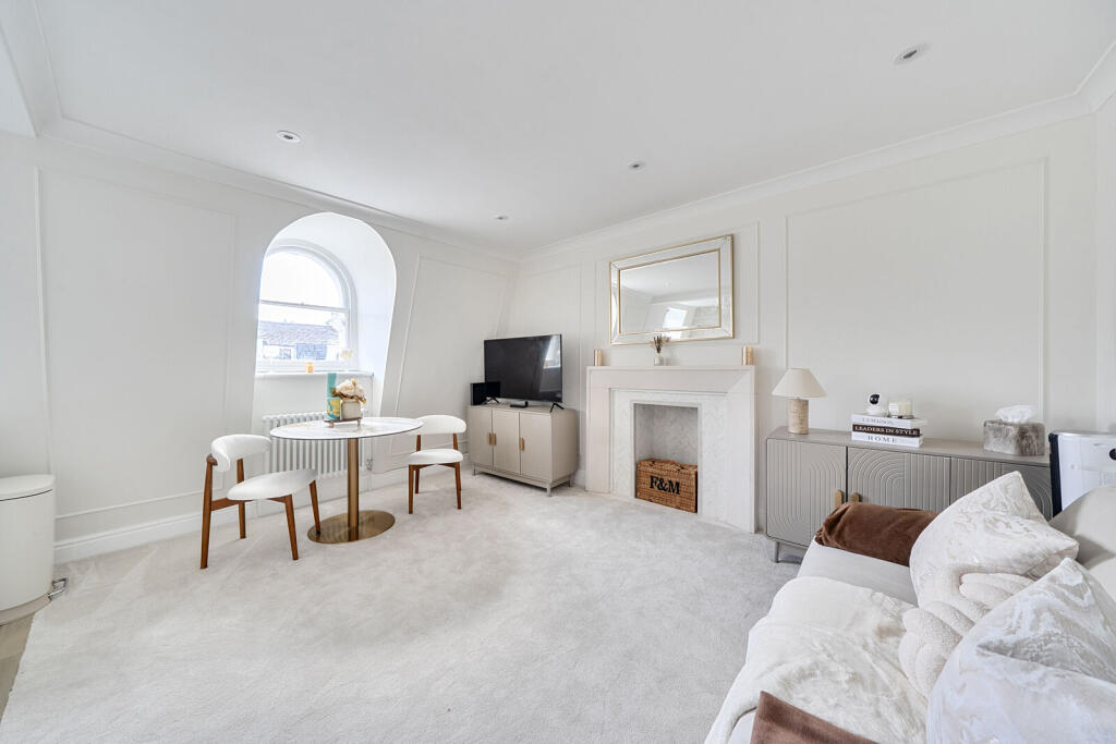 Main image of property: Westgate Terrace, Chelsea, London, SW10
