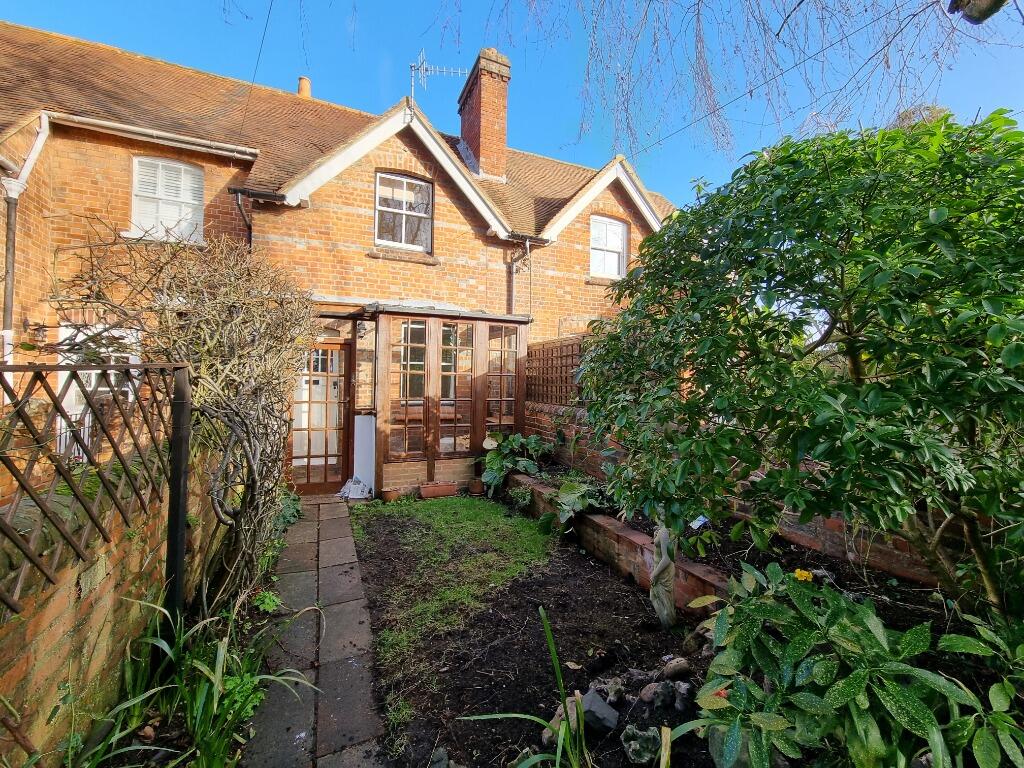 Main image of property: West Street, Henley-on-Thames, Reading, RG9