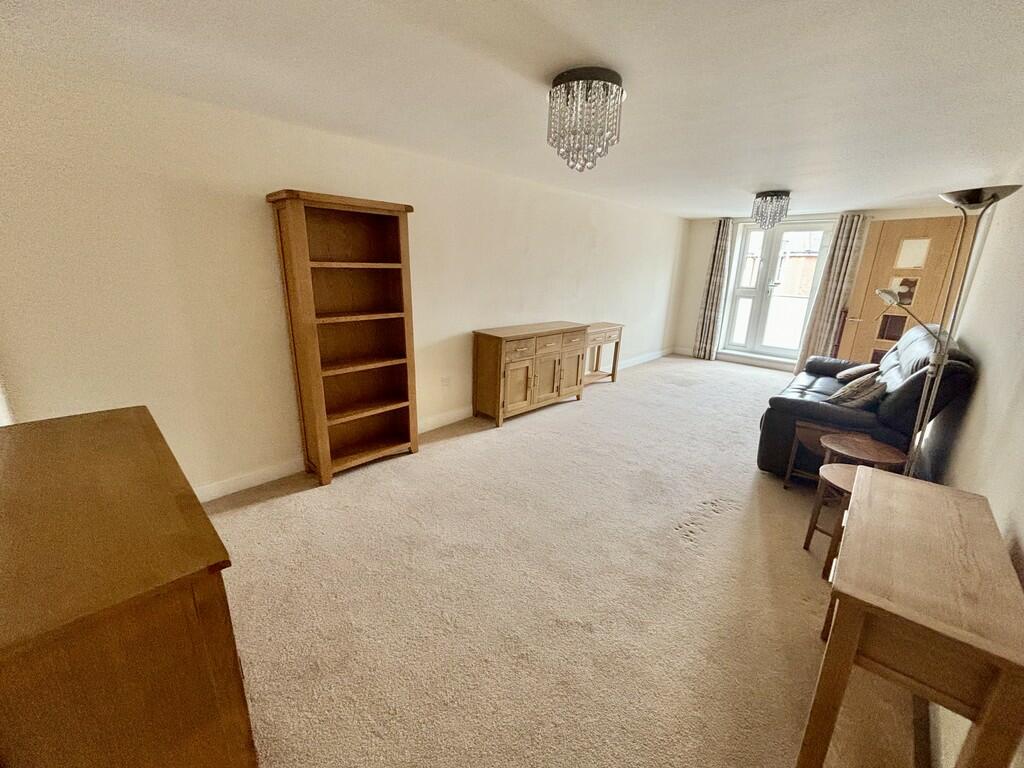 Macaulay Road, Broadstone photo 4