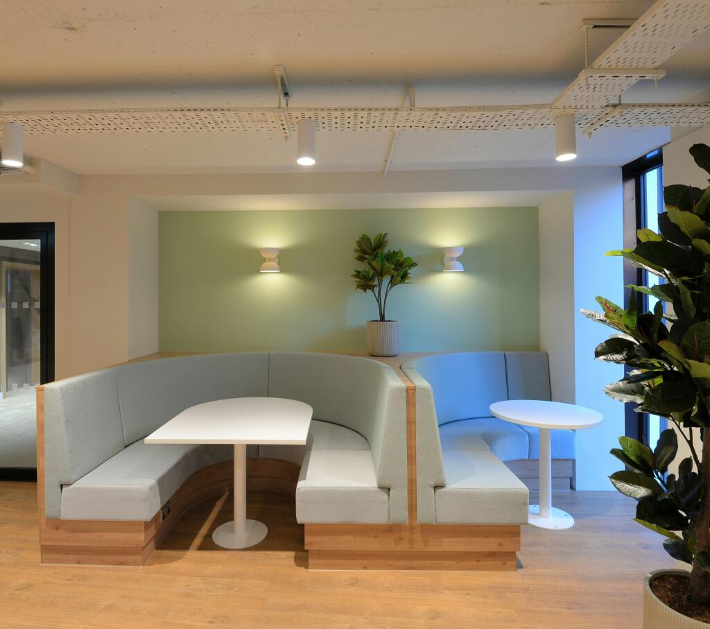 1st Floor - 3,315 sq ft Reception Area