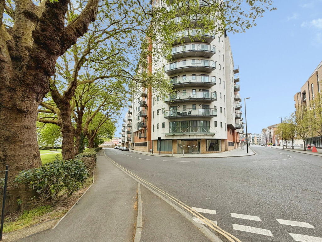 Main image of property: Orchard Place, Southampton, SO14 3HW