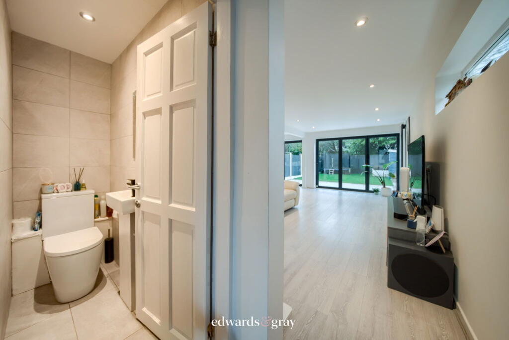 Additional image 9 of Blenheim Road, Solihull, B90 3QE
