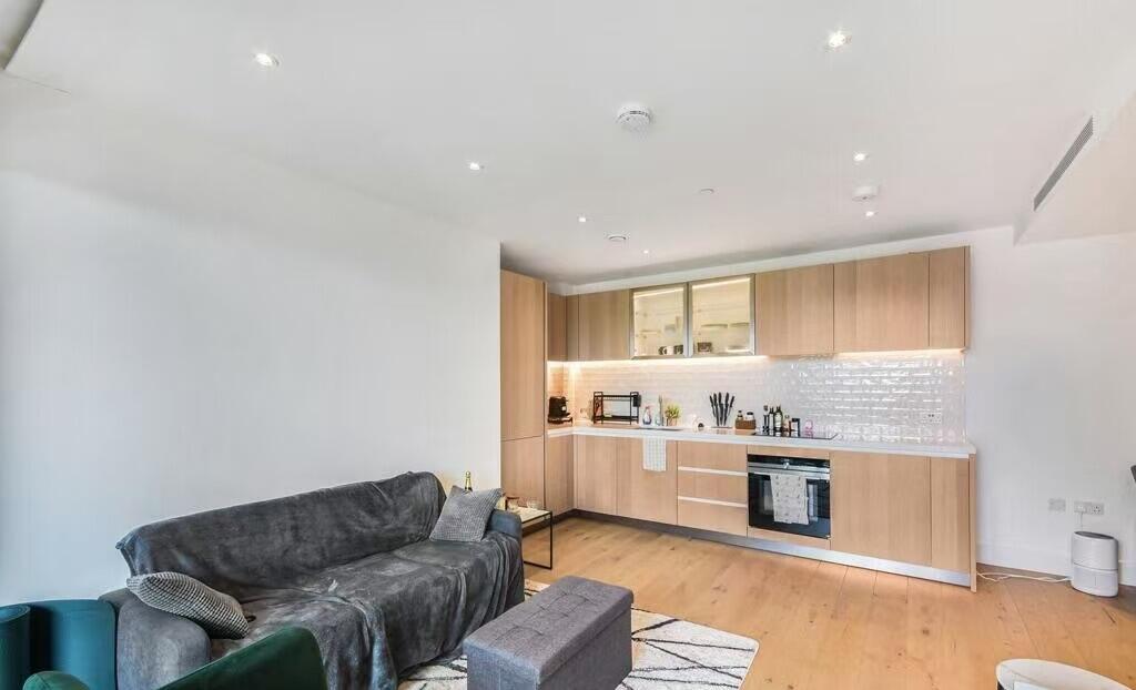 Main image of property: Radley House,  POWD, Battersea Park, SW11