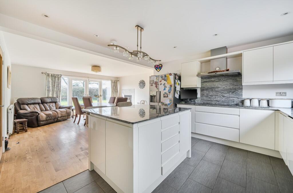 Mill Lane, Sherfield English, Romsey, Hampshire, SO51 photo 3