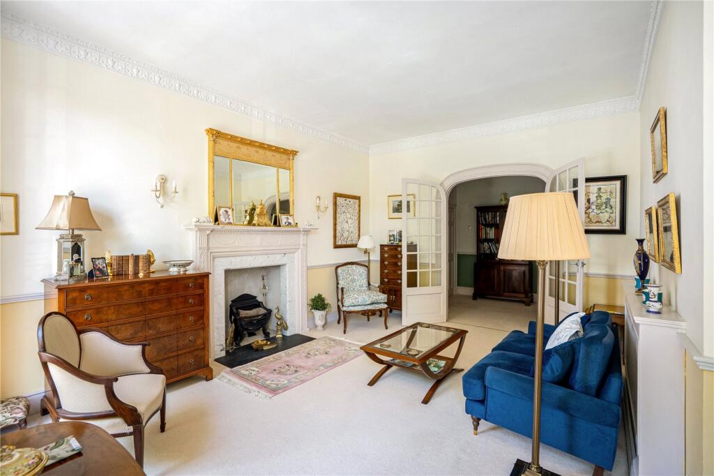 Apartment in Bath - View 3