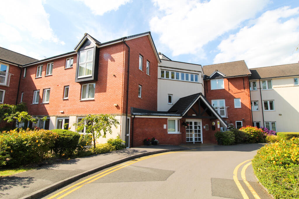 1-bed house on Station Road Apartment  Smithy Court, Marple, Stockport, £125,000