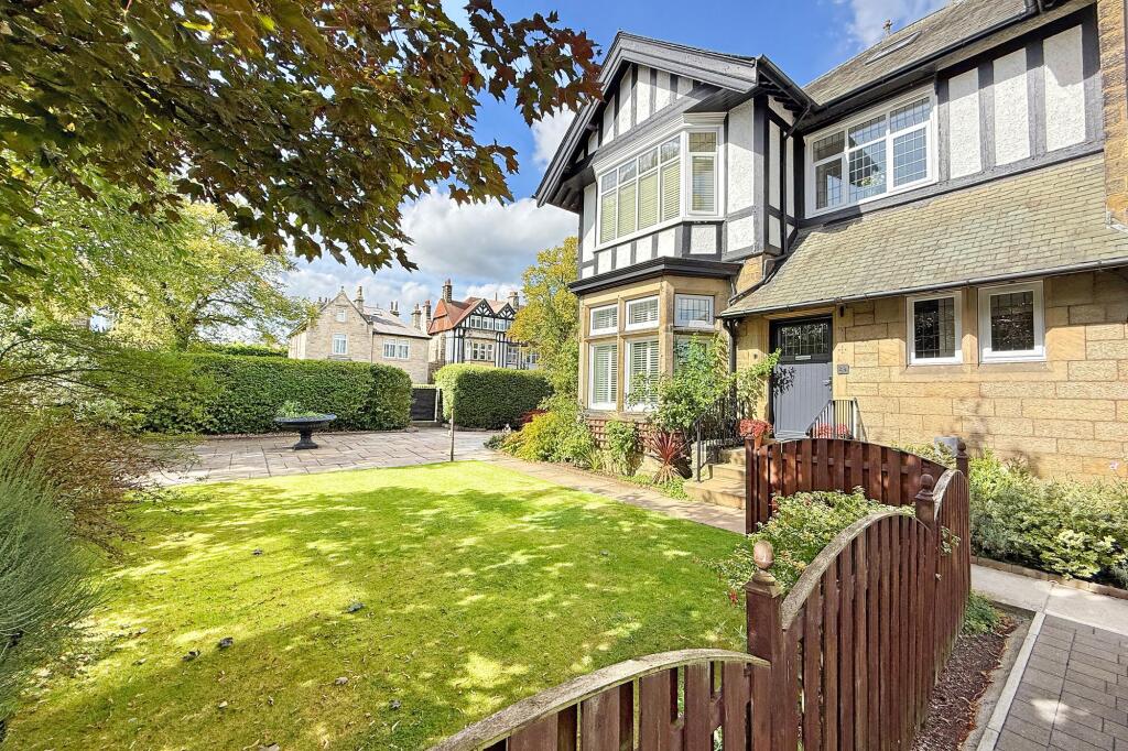 House in Harrogate - View 5
