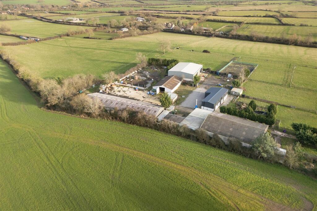 Main image of property: Dickensbury Farm, Walton Lane, Pillerton Priors
