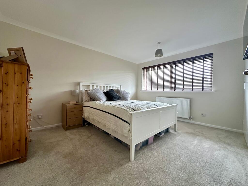 Homefield Close, Billericay, CM11 photo 2