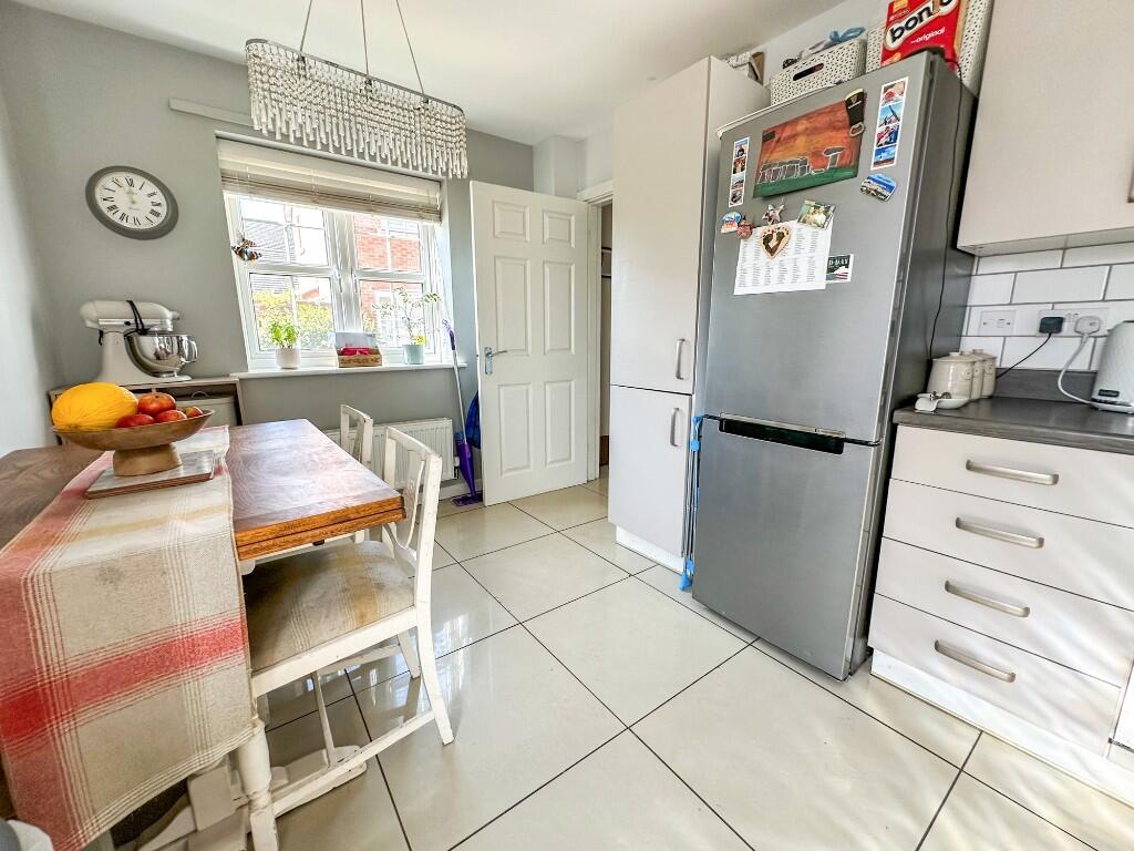 Alexander Way, Shrivenham photo 4