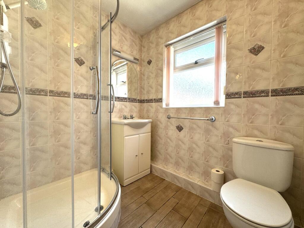 Grunmore Drive, Stretton, Burton-on-Trent, DE13 photo 2