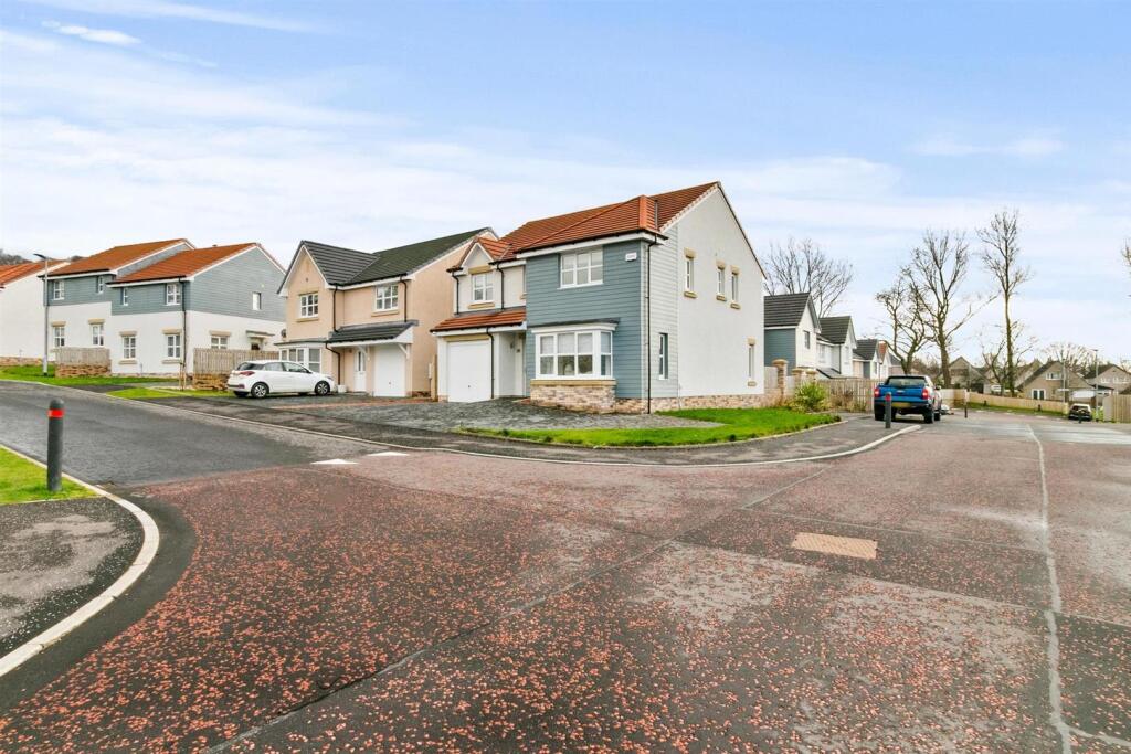 Main image of property: Garshake Wynd Dumbarton, G82 3AF