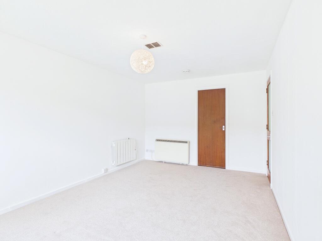 House in Perth - View 3