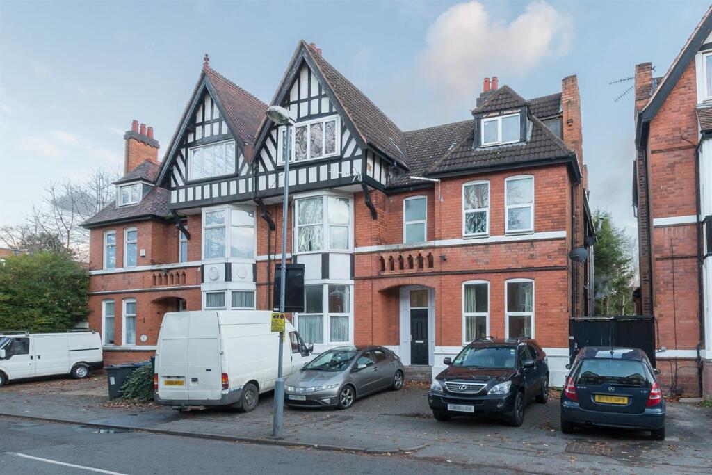 Main image of property: School Road, Moseley, B13 9ET