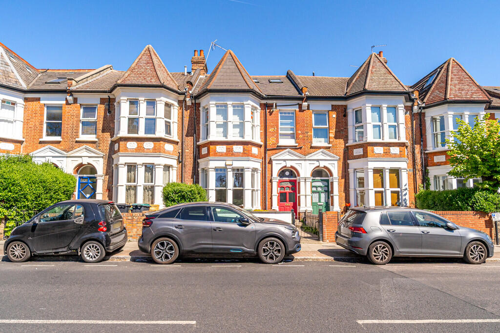 Ferme Park Road, Crouch End N8 photo 4