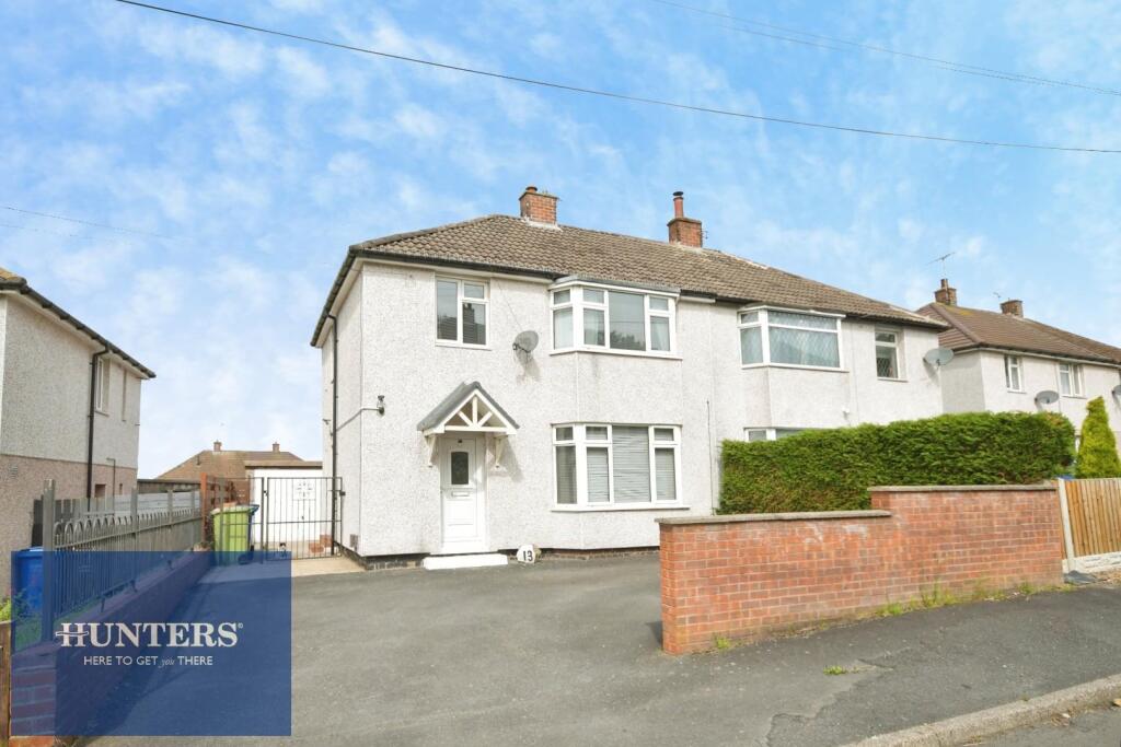 Almond Crescent, Mastin Moor, Chesterfield, S43 3AX photo 2