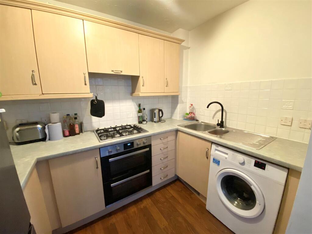 Apartment in Epping Forest, Waltham Abbey - View 4