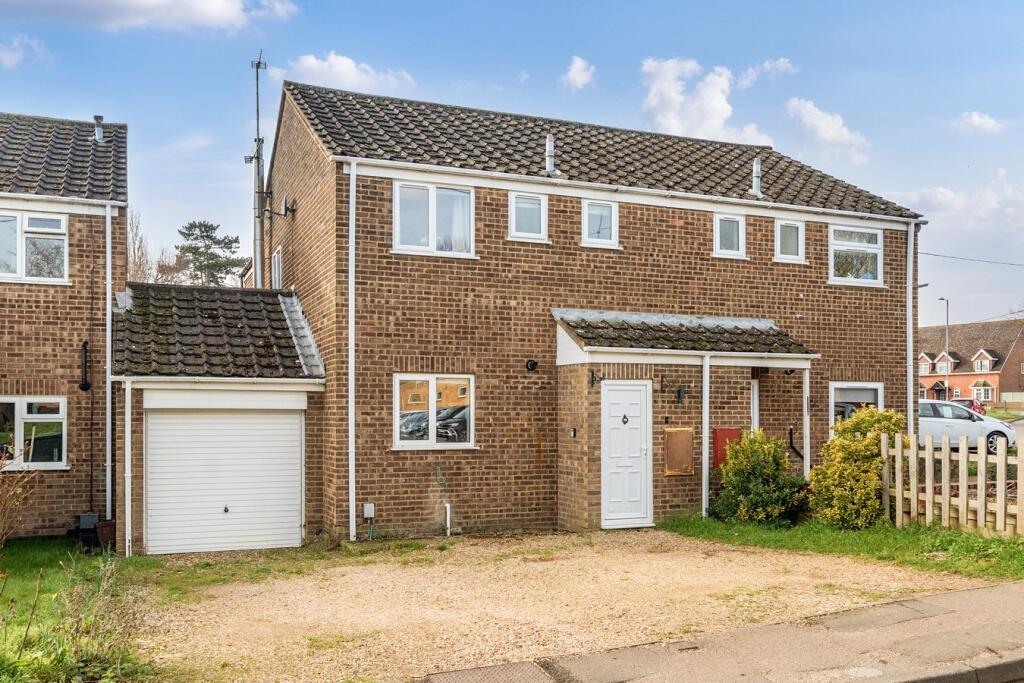 Main image of property: Hornes End Road, Flitwick, MK45
