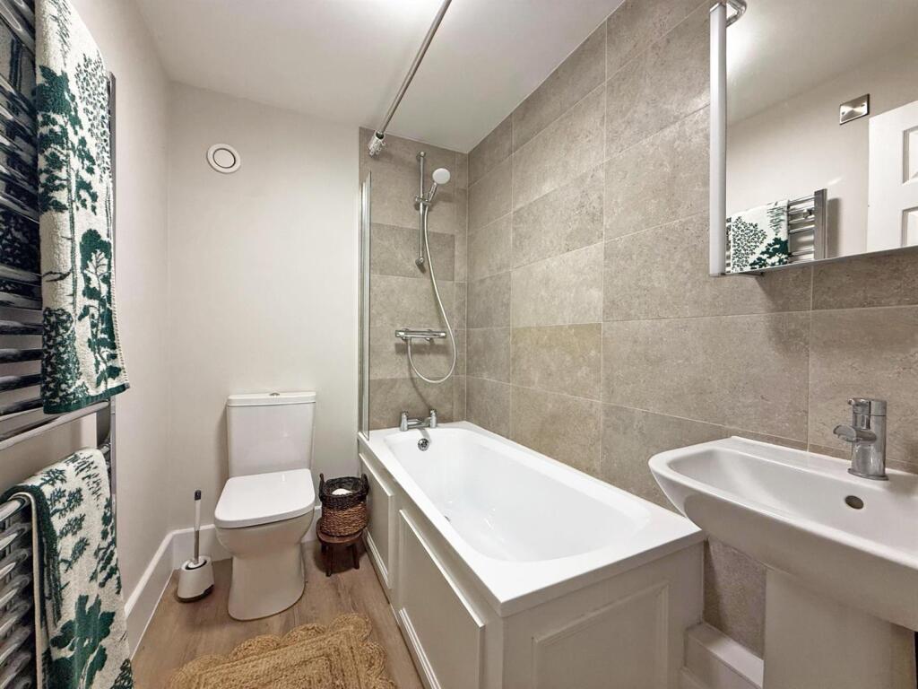 Apartment in Shrewsbury, Shropshire - View 4