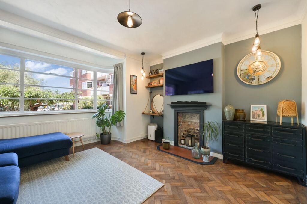 Main image of property: Beaufort Road, Kingston Upon Thames, KT1