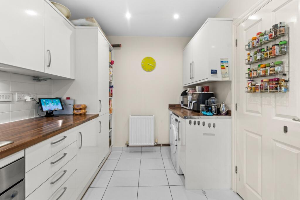 House in Wealden, Crowborough - View 5
